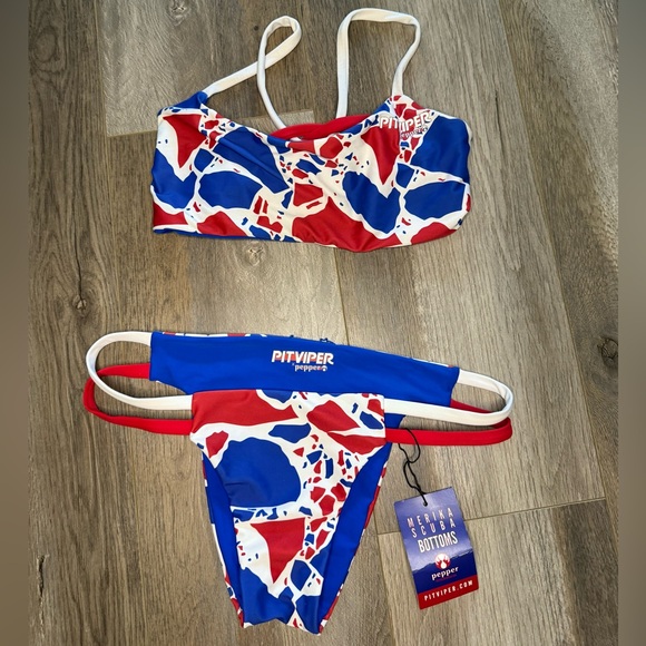 NWT Merika Pit Viper Reversible Bikini Medium - Picture 1 of 2